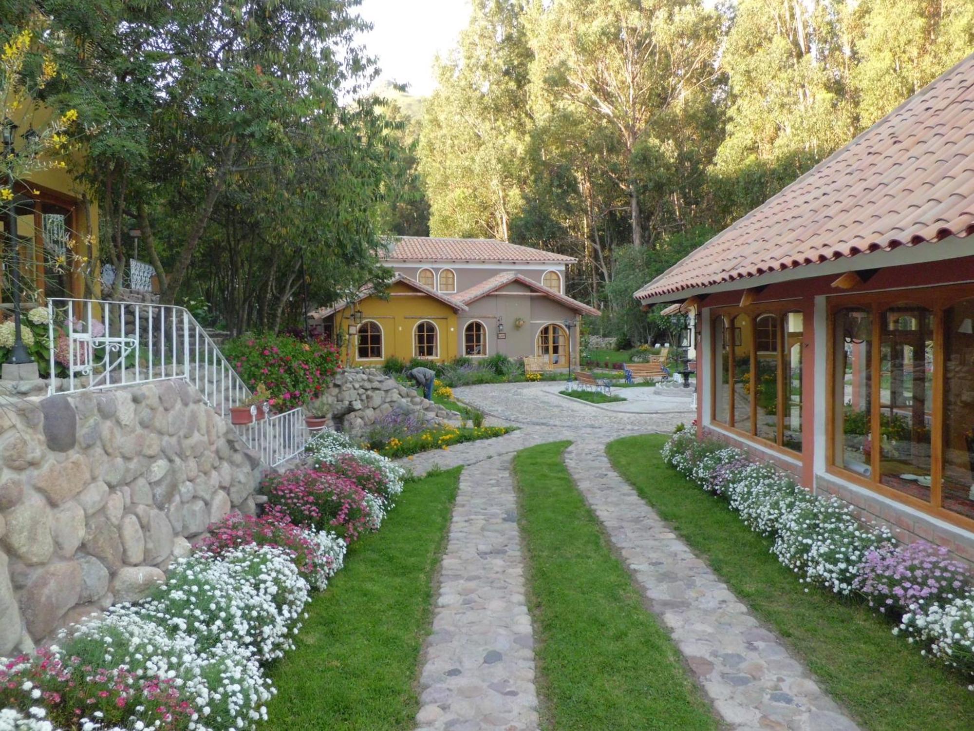 Hotel Pisonay Pueblo Urubamba Kültér fotó